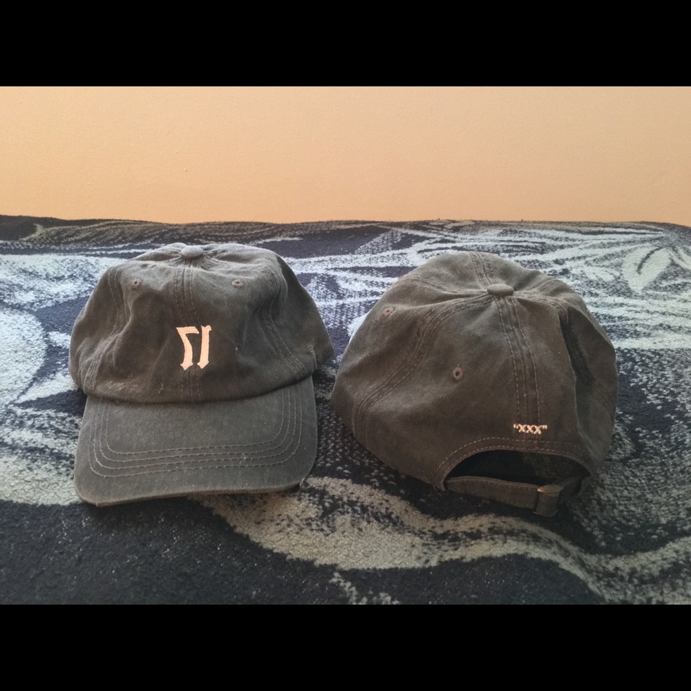 Limited Edition “17” album anniversary hat.